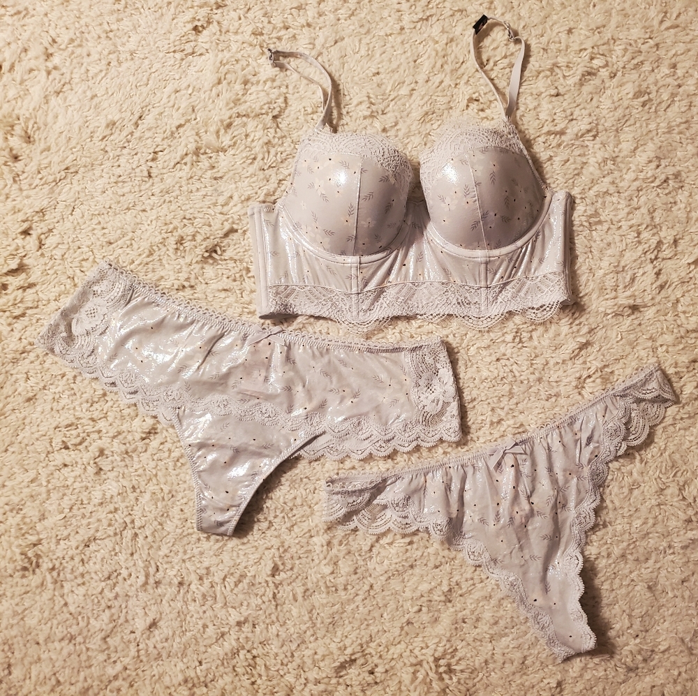 Victoria's Secret Dream Angels Bra & Panty